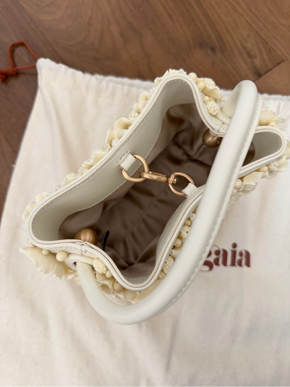 cult gaia solene Top Handle Bag in Ivory - Picture 10 of 13
